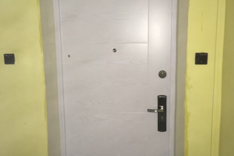  Bezpečnostné dvere